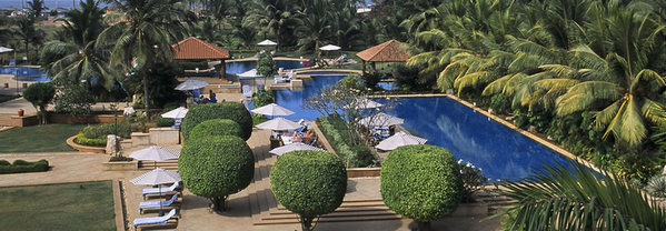 Отель Kenilworth Beach Resort and Spa 5*, в Гоа