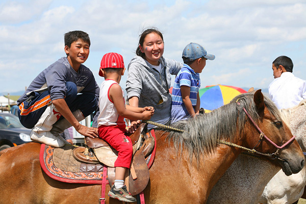 Монголия, фестиваль Наадам. Фото